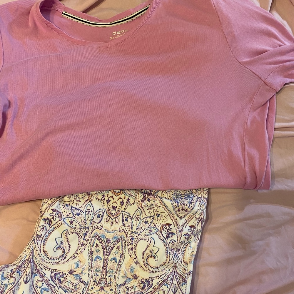 Chico’s summer set shirt size 1 and pants size 2R